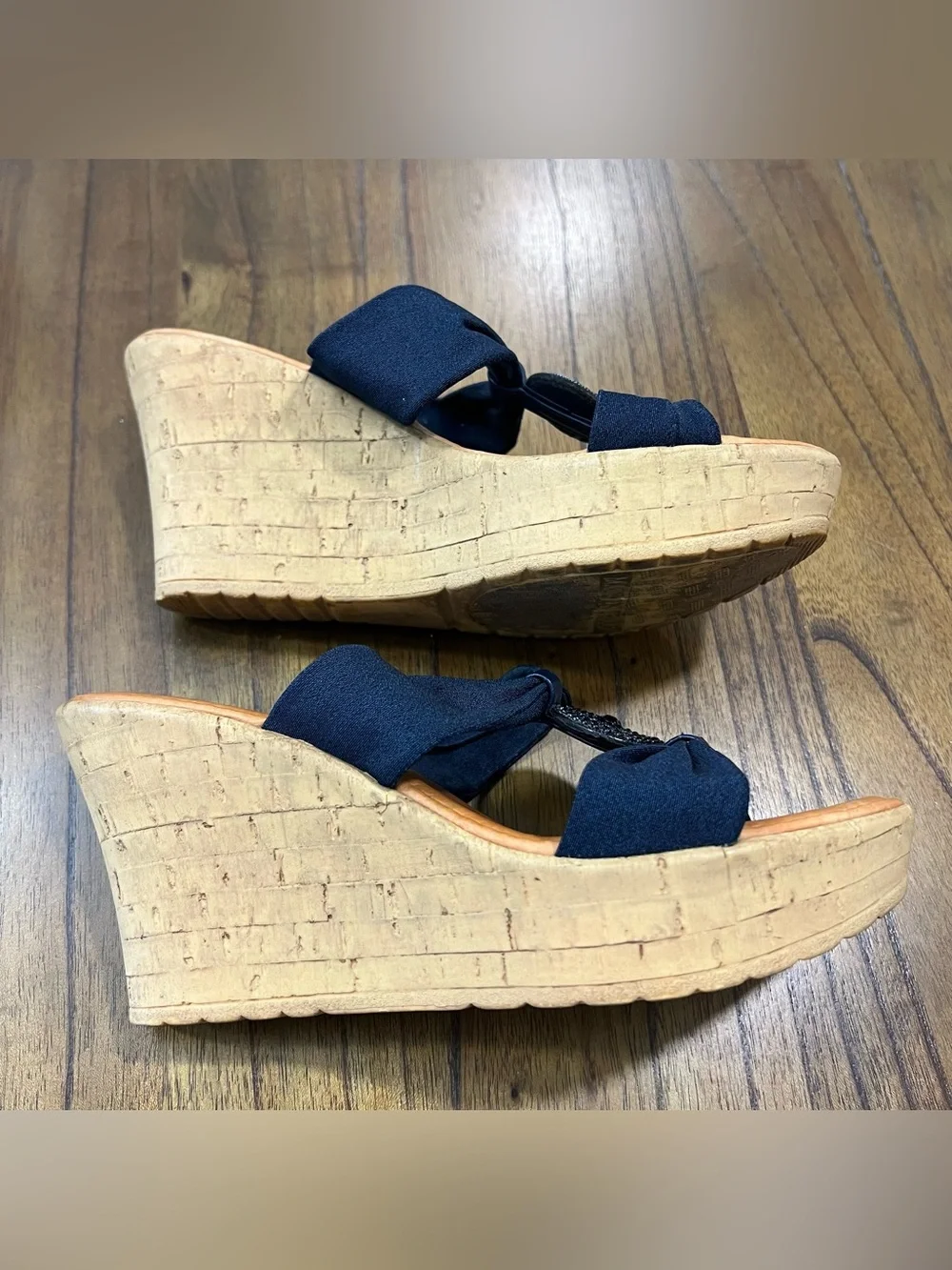Italian Shoemaker Cork Wedge Beaded Sandal Navy Size 7.5 Vacation Beach